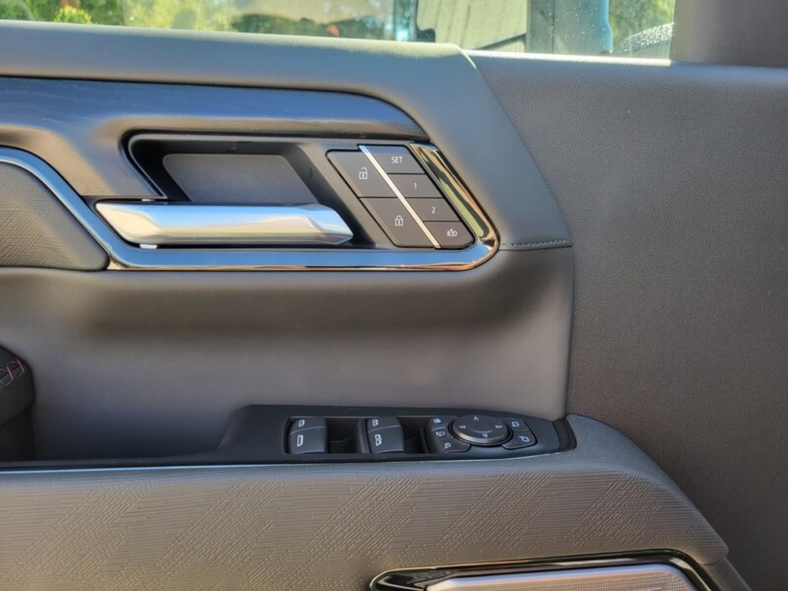 2026 GMC Sierra 2500 HD Crew Cab Standard Box 4-Wheel Drive AT4X