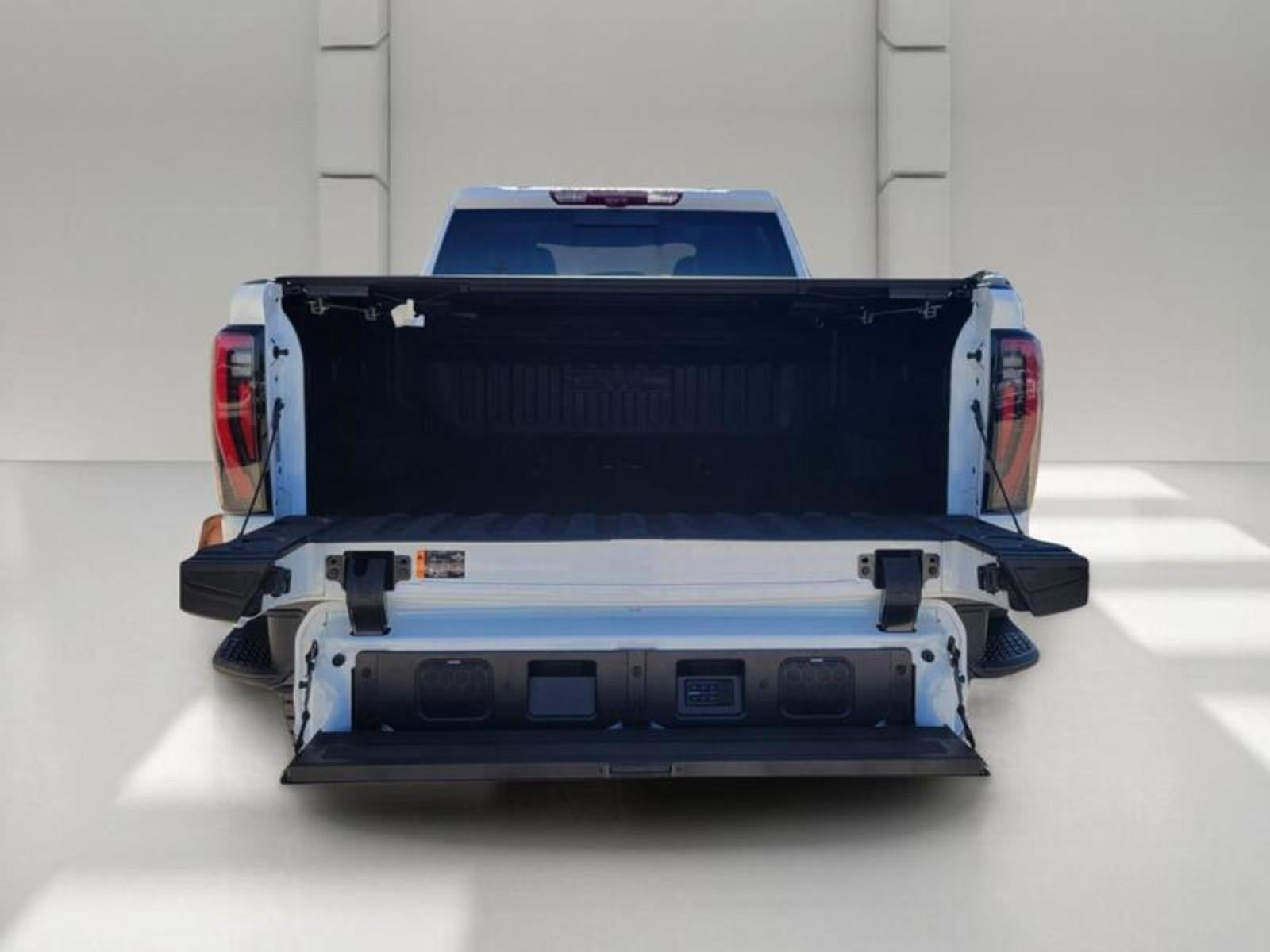 2026 GMC Sierra 2500 HD Crew Cab Standard Box 4-Wheel Drive AT4X