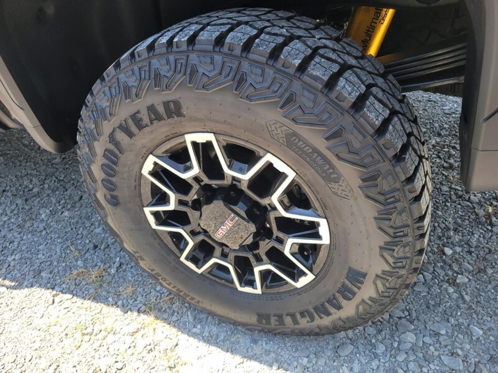 2026 GMC Sierra 2500 HD Crew Cab Standard Box 4-Wheel Drive AT4X