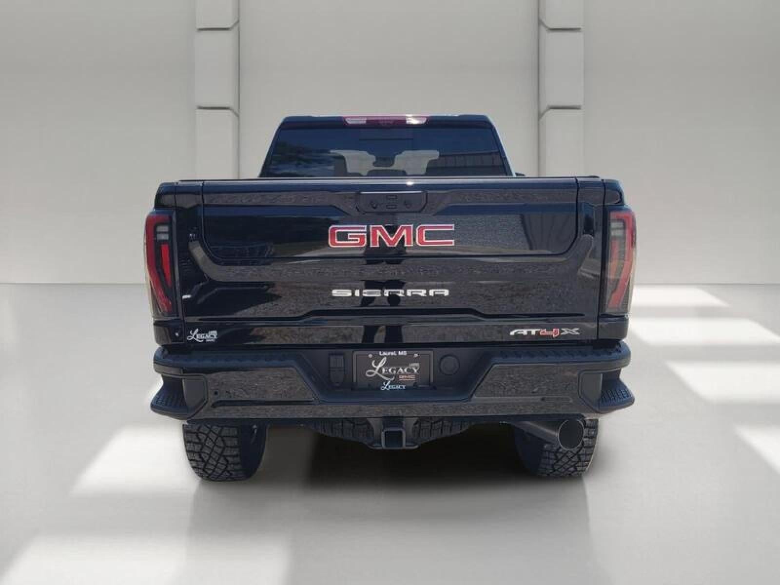 2026 GMC Sierra 2500 HD Crew Cab Standard Box 4-Wheel Drive AT4X