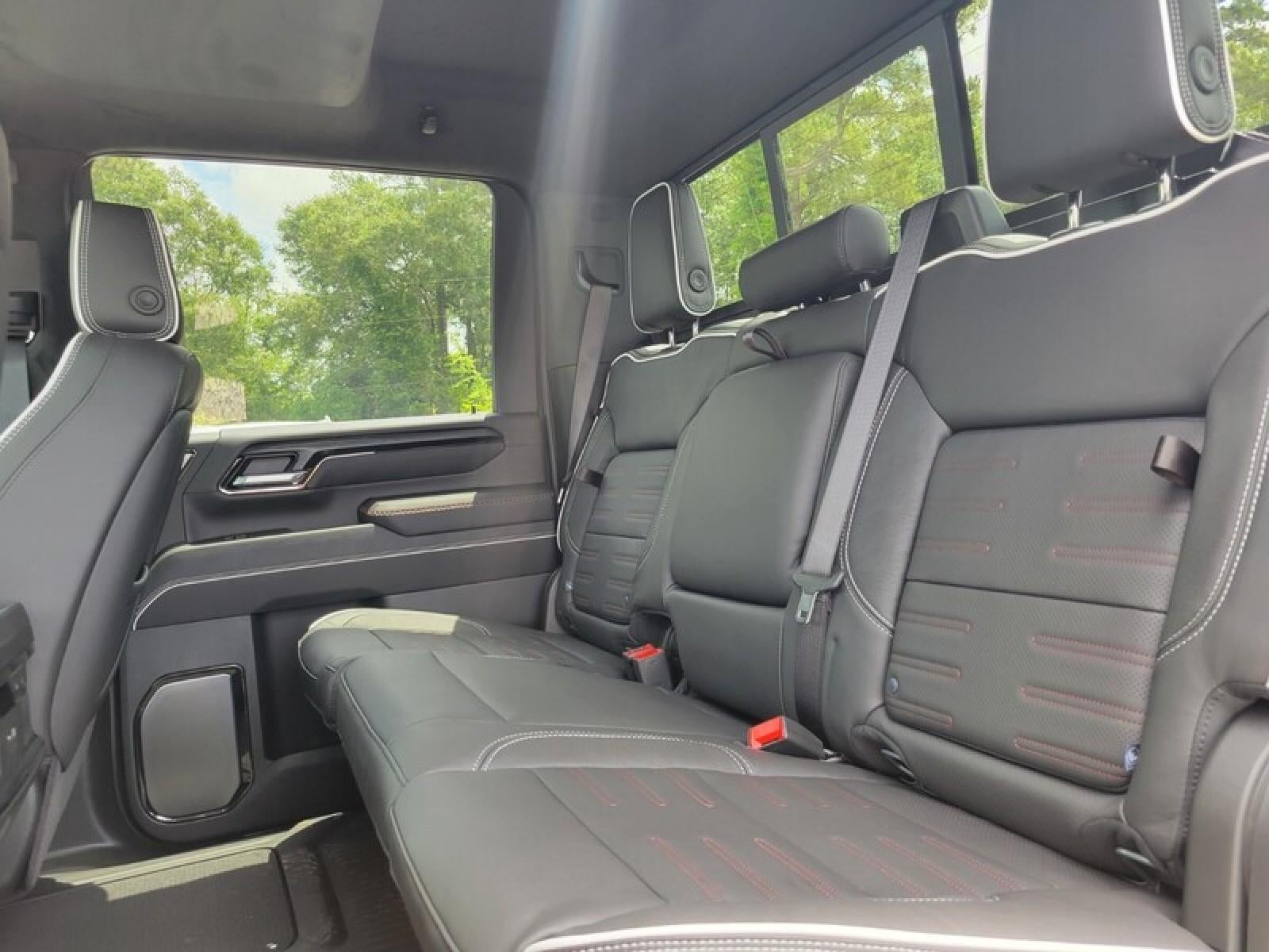 2026 GMC Sierra 2500 HD Crew Cab Standard Box 4-Wheel Drive AT4X