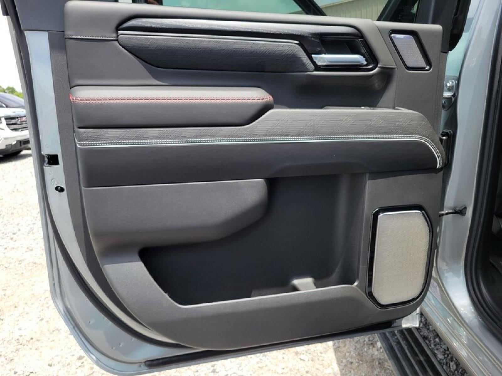 2026 GMC Sierra 2500 HD Crew Cab Standard Box 4-Wheel Drive AT4X
