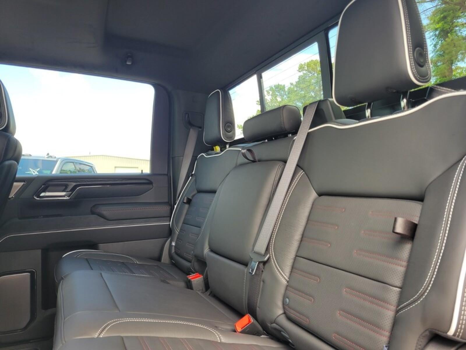 2026 GMC Sierra 2500 HD Crew Cab Standard Box 4-Wheel Drive AT4X