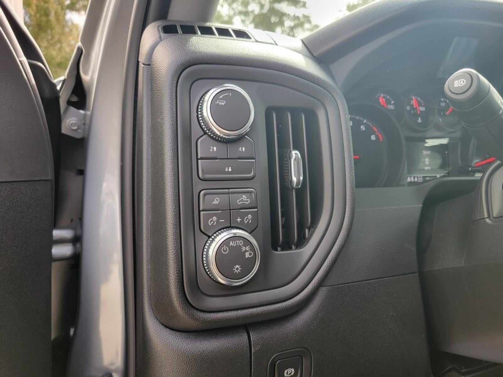 2026 GMC Sierra 2500 HD Double Cab Standard Box 4-Wheel Drive Pro