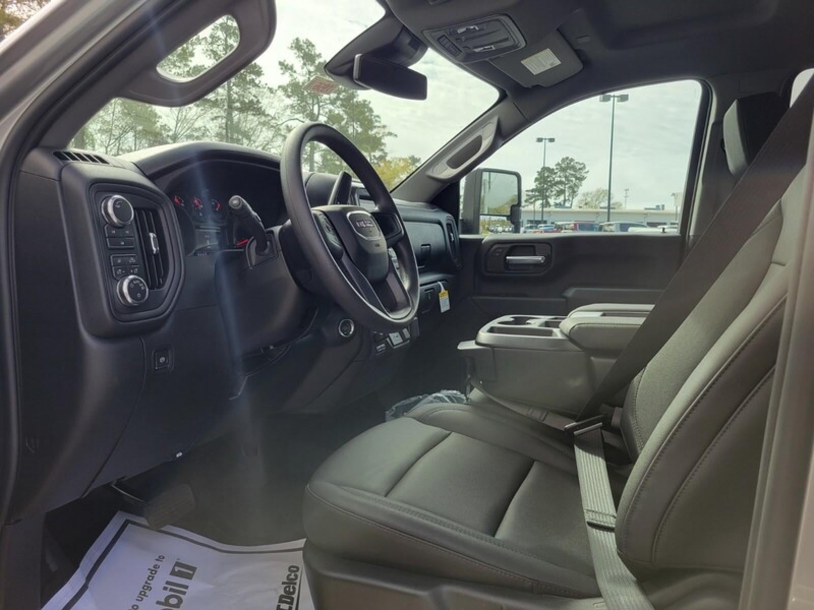 2026 GMC Sierra 2500 HD Double Cab Standard Box 4-Wheel Drive Pro