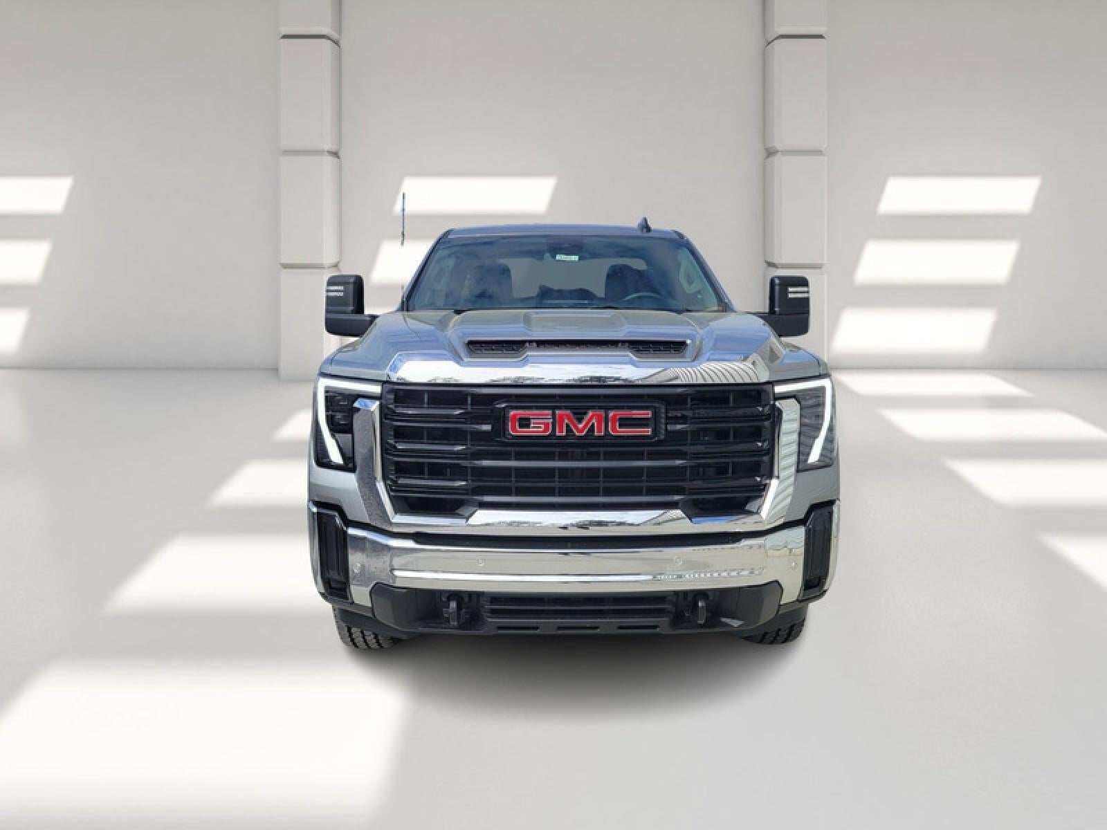 2026 GMC Sierra 2500 HD Double Cab Standard Box 4-Wheel Drive Pro