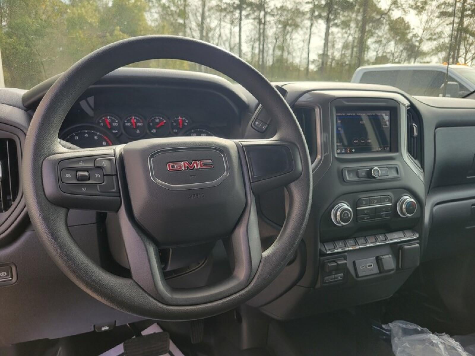 2026 GMC Sierra 2500 HD Double Cab Standard Box 4-Wheel Drive Pro