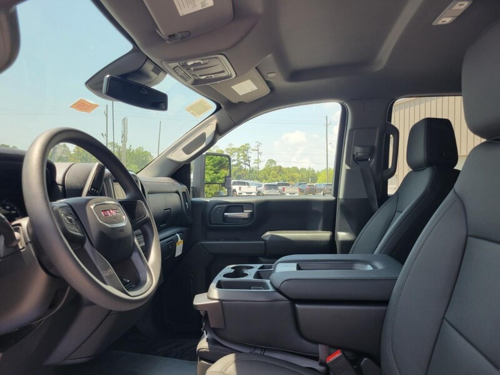 2026 GMC Sierra 2500 HD Double Cab Standard Box 4-Wheel Drive Pro