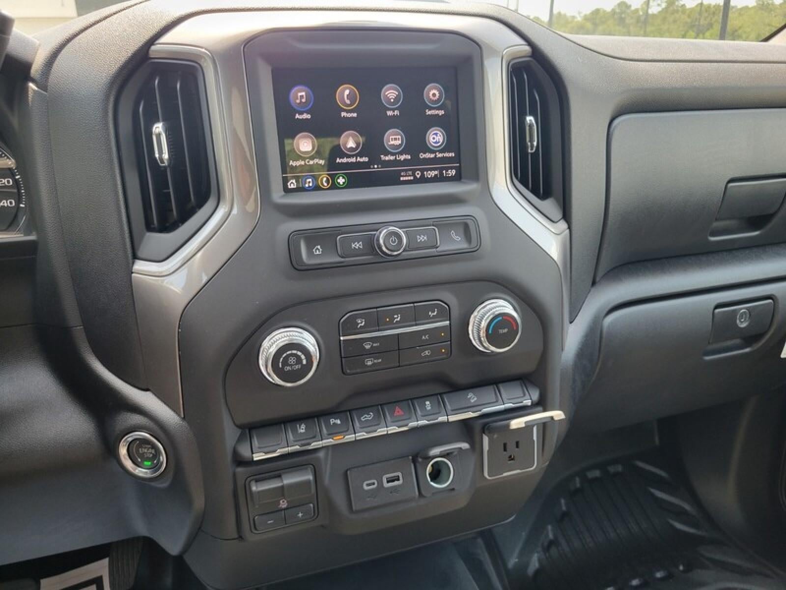 2026 GMC Sierra 2500 HD Double Cab Standard Box 4-Wheel Drive Pro