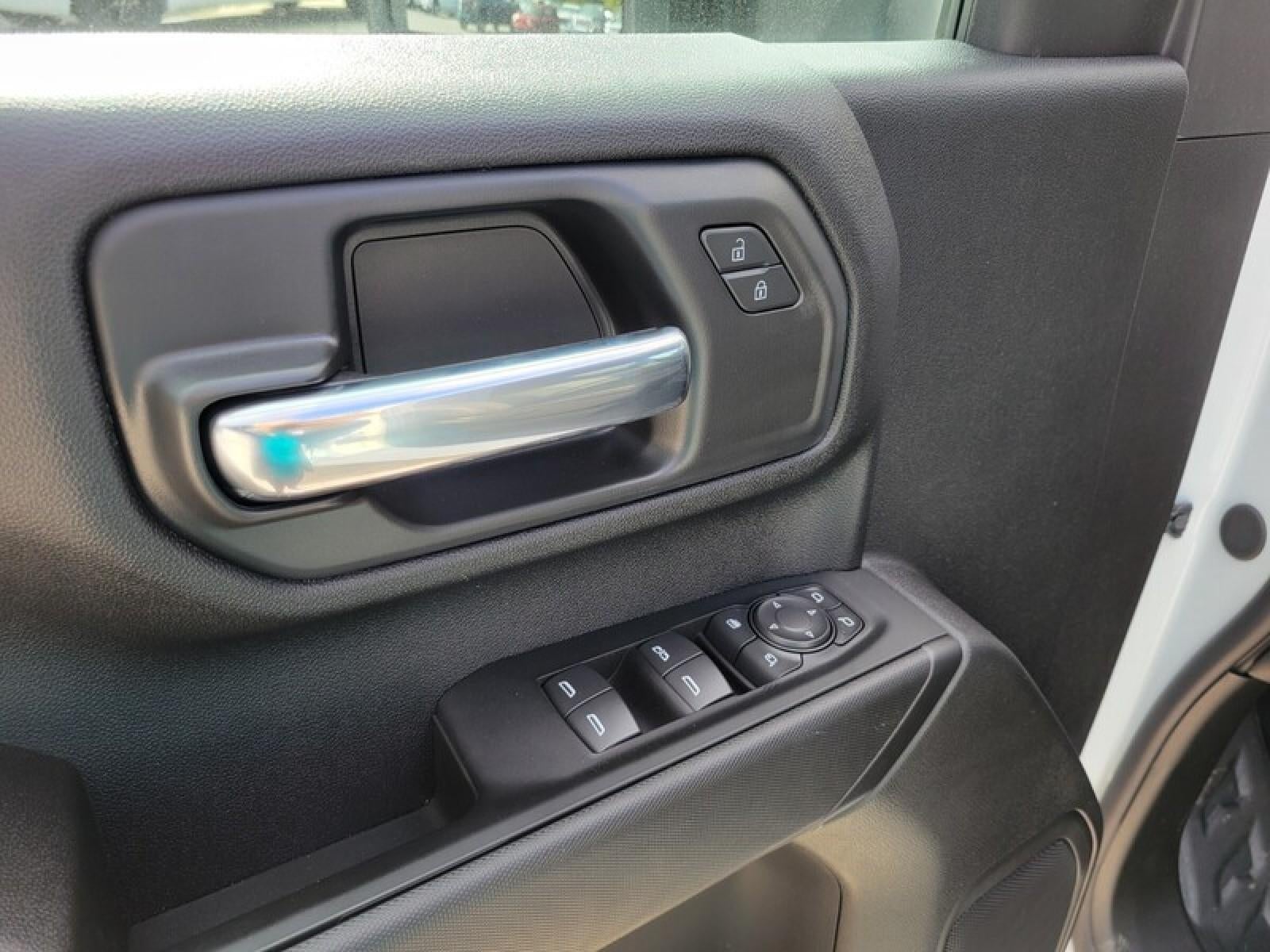 2026 GMC Sierra 2500 HD Double Cab Standard Box 4-Wheel Drive Pro