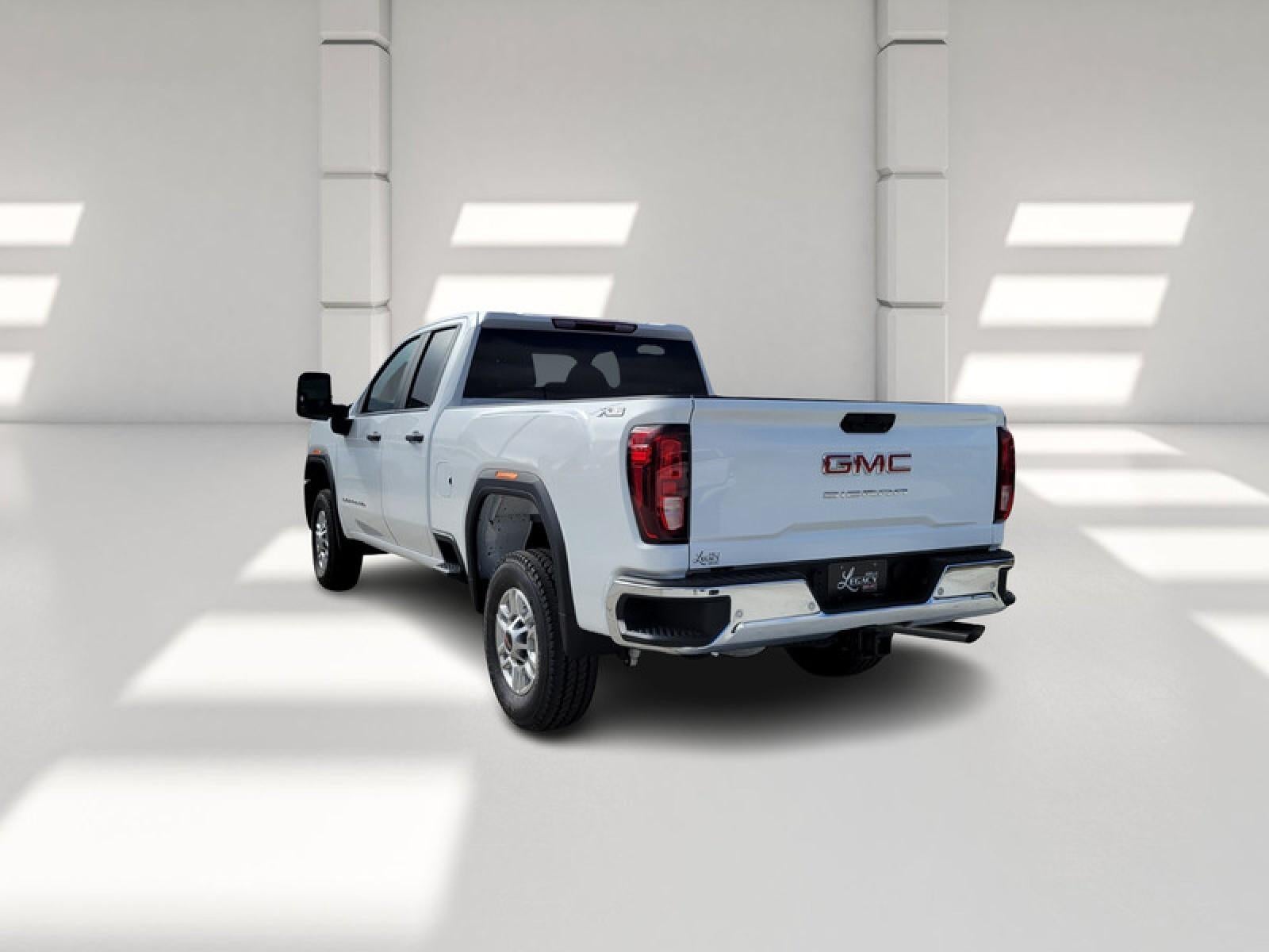 2026 GMC Sierra 2500 HD Double Cab Standard Box 4-Wheel Drive Pro