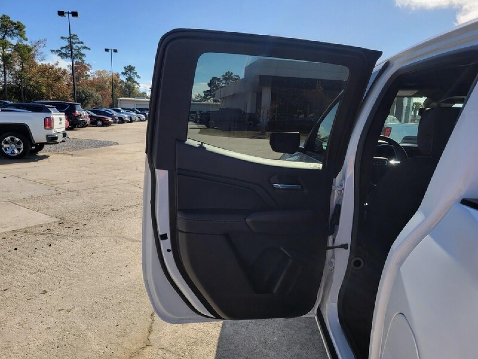 2026 GMC Canyon Crew Cab Short Box 2-Wheel Drive Elevation