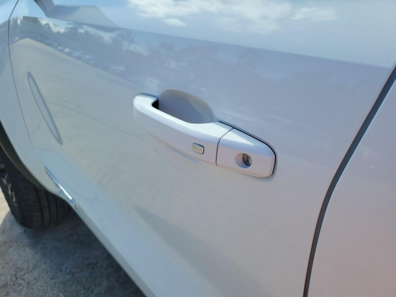 2026 GMC Canyon Crew Cab Short Box 2-Wheel Drive Elevation