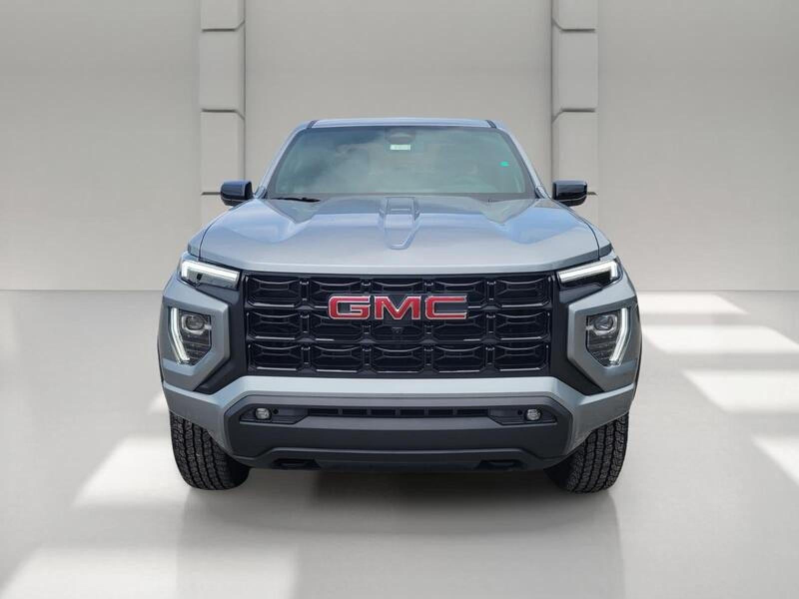 2026 GMC Canyon Crew Cab Short Box 2-Wheel Drive Elevation