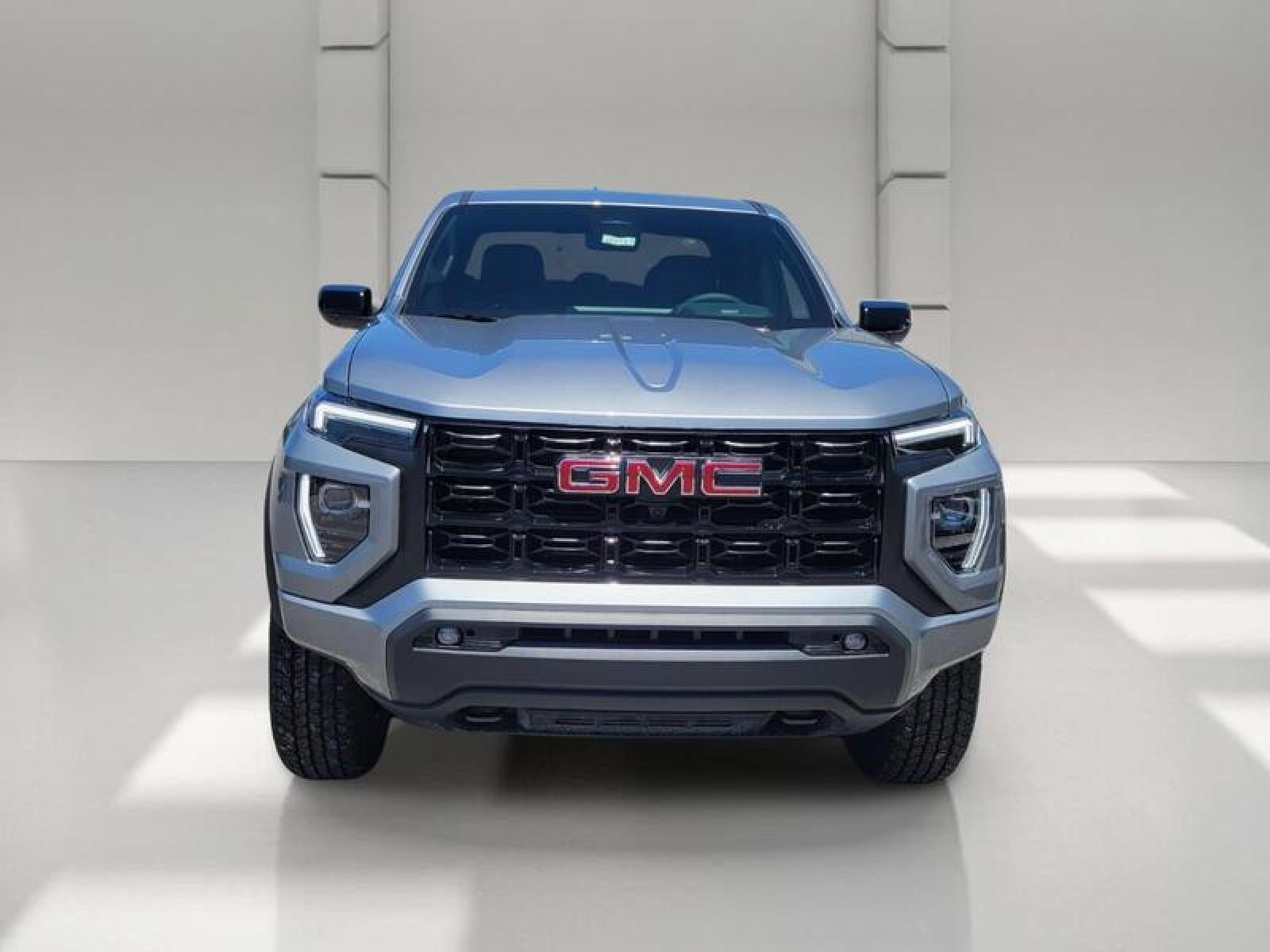 2026 GMC Canyon Crew Cab Short Box 2-Wheel Drive Elevation