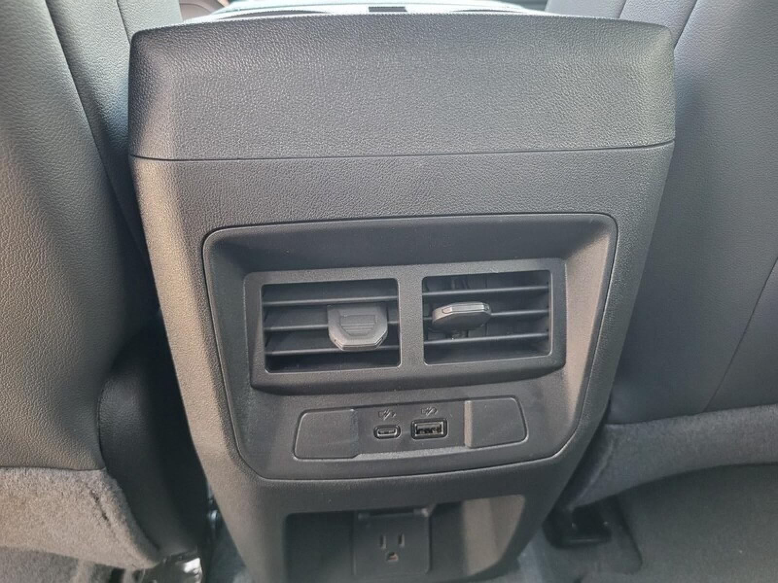 2026 GMC Canyon Crew Cab Short Box 2-Wheel Drive Elevation