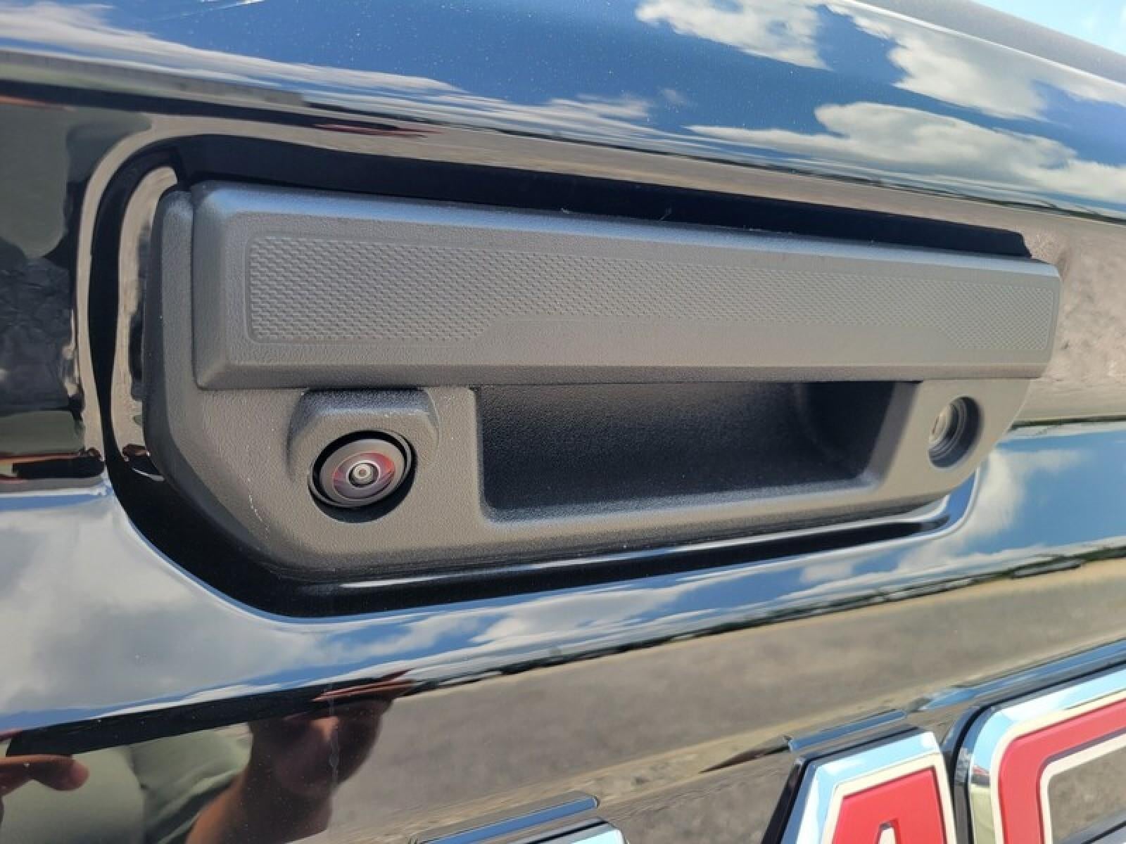 2026 GMC Canyon Crew Cab Short Box 2-Wheel Drive Elevation