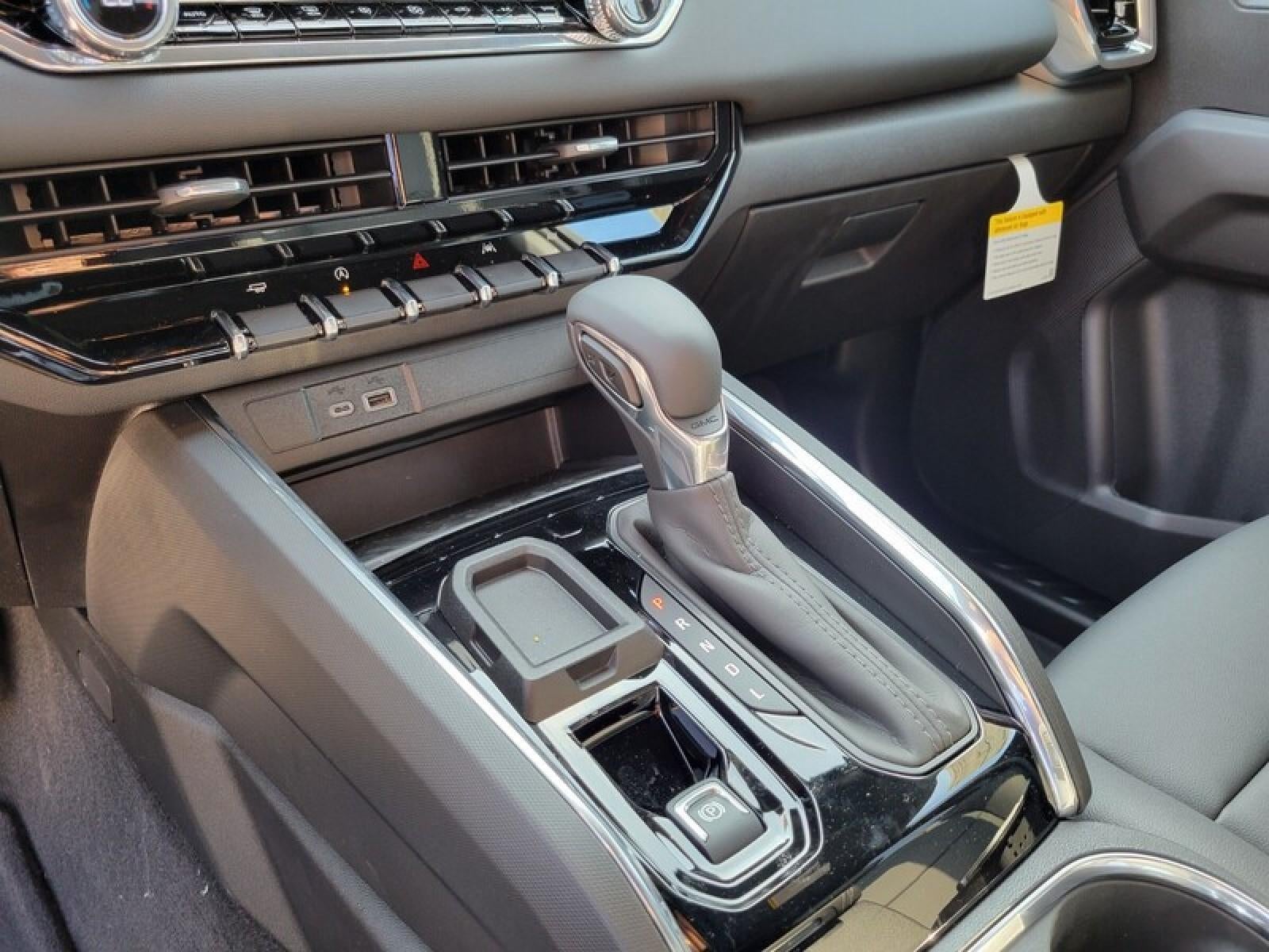 2026 GMC Canyon Crew Cab Short Box 2-Wheel Drive Elevation