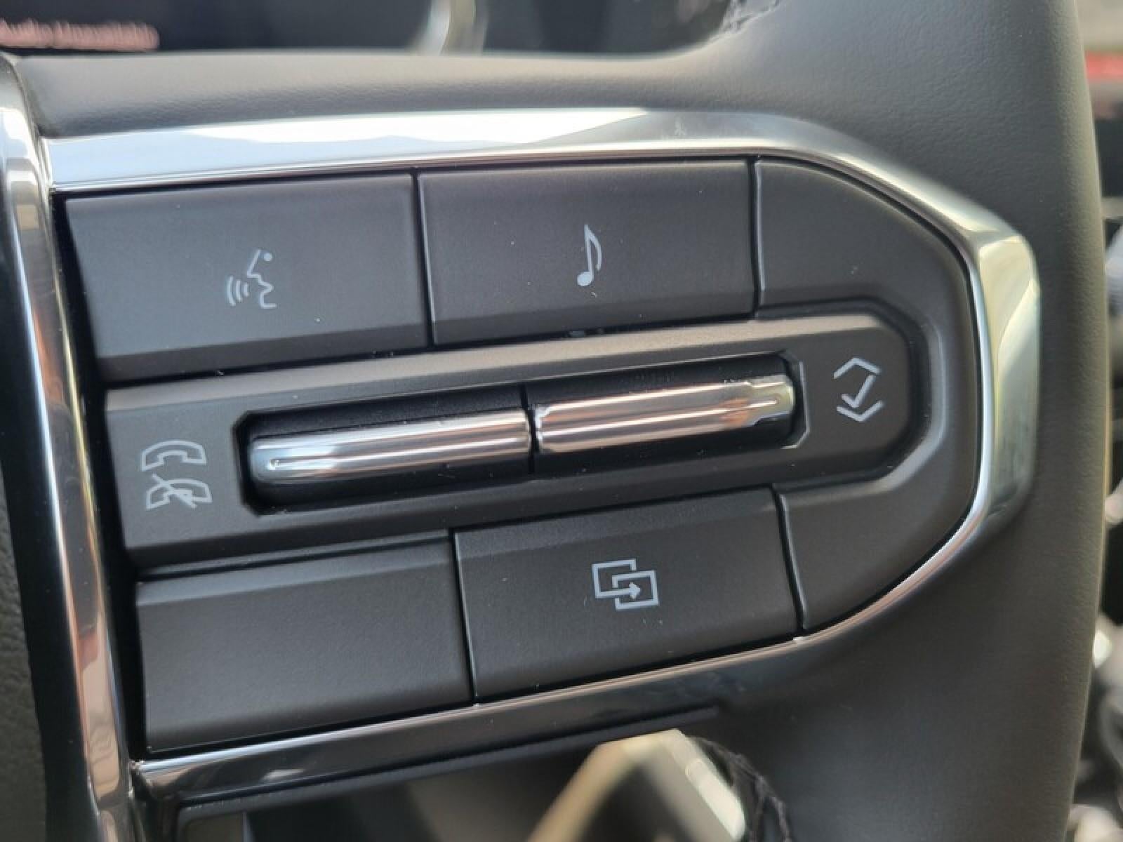 2026 GMC Canyon Crew Cab Short Box 2-Wheel Drive Elevation