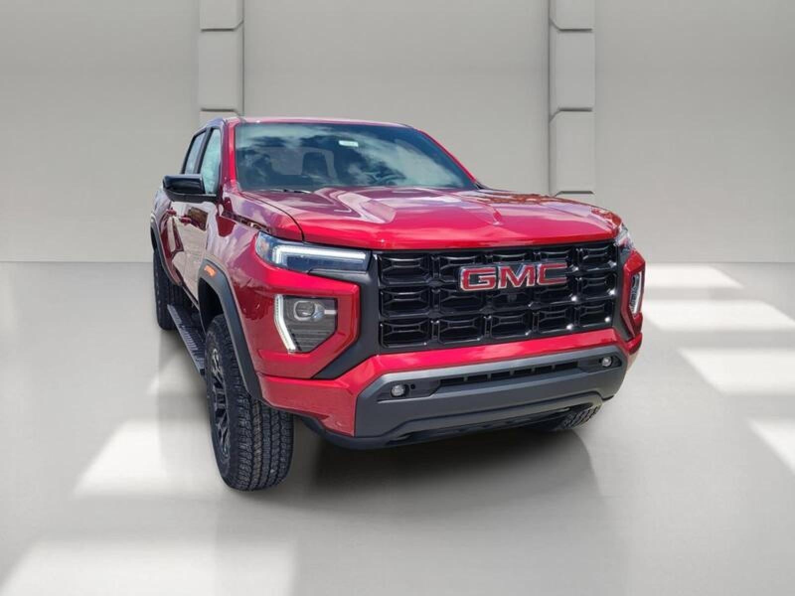 2026 GMC Canyon Crew Cab Short Box 2-Wheel Drive Elevation