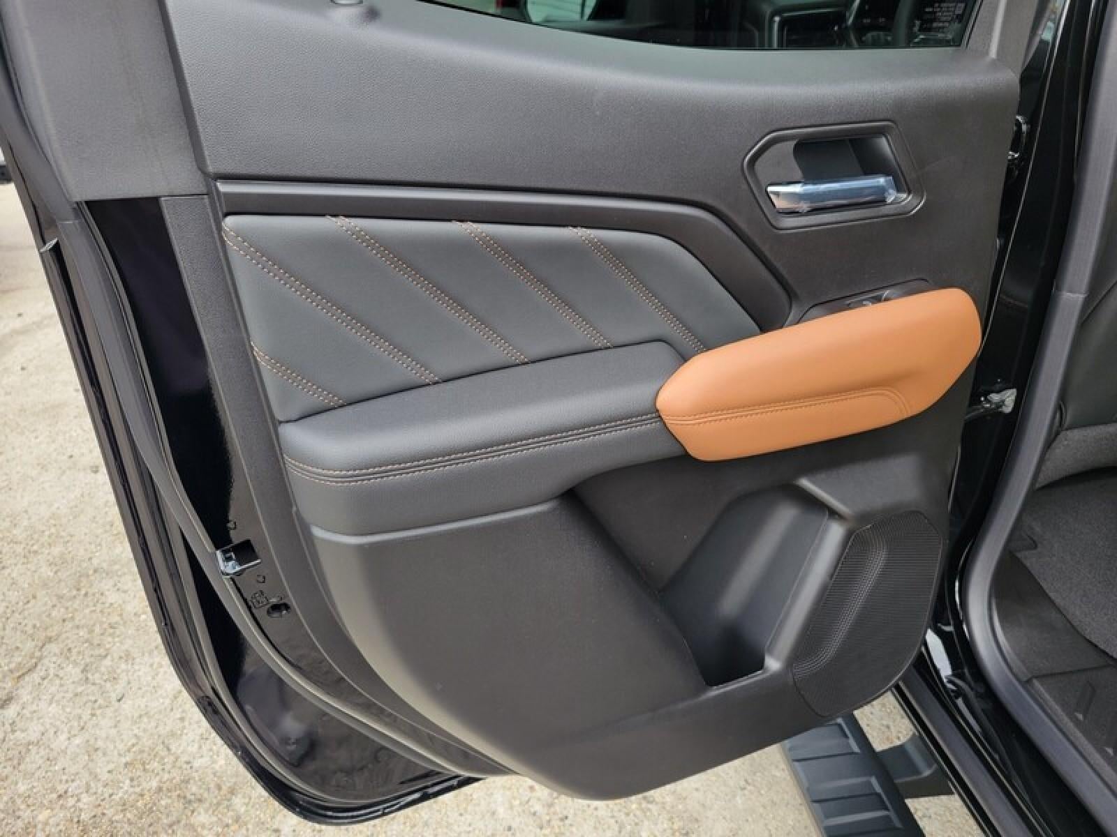 2026 GMC Canyon Crew Cab Short Box 4-Wheel Drive AT4