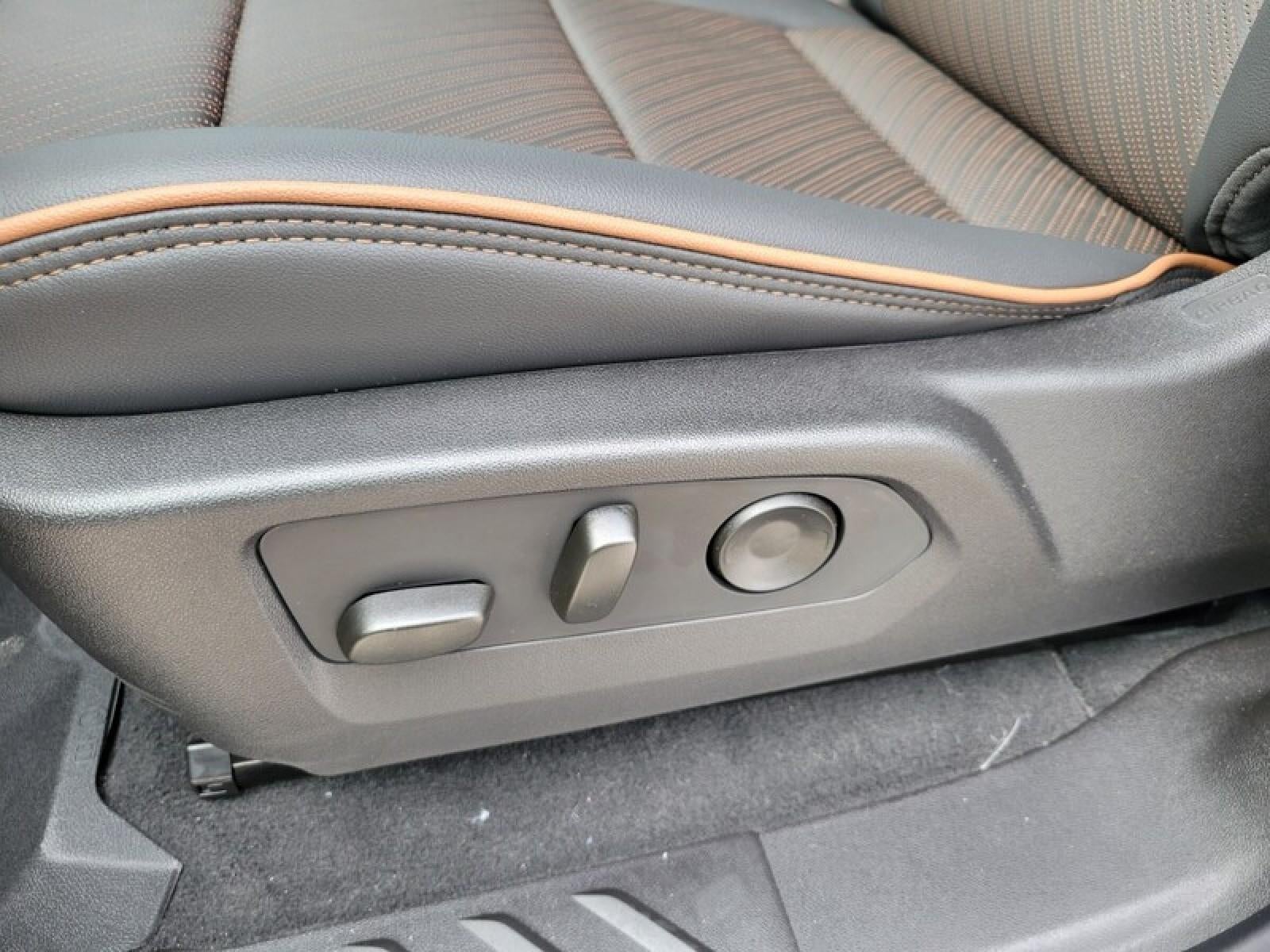 2026 GMC Canyon Crew Cab Short Box 4-Wheel Drive AT4