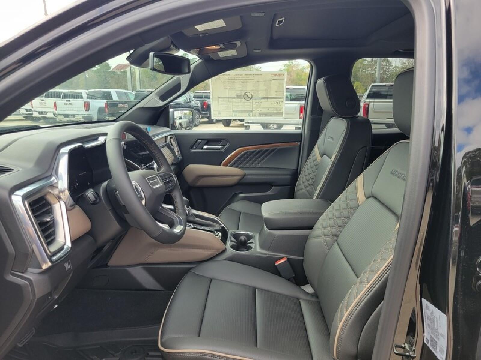 2026 GMC Canyon Crew Cab Short Box 4-Wheel Drive Denali