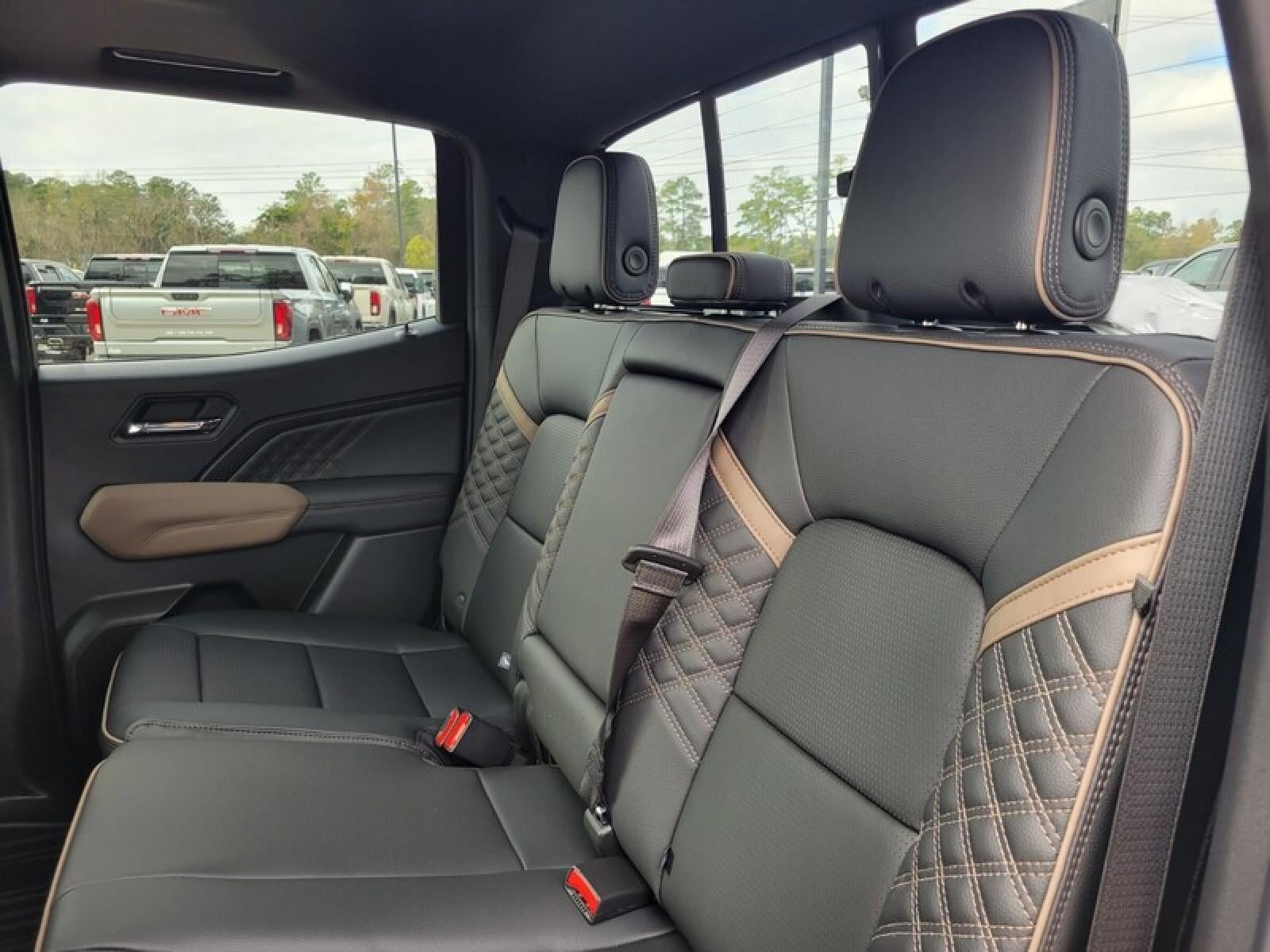 2026 GMC Canyon Crew Cab Short Box 4-Wheel Drive Denali