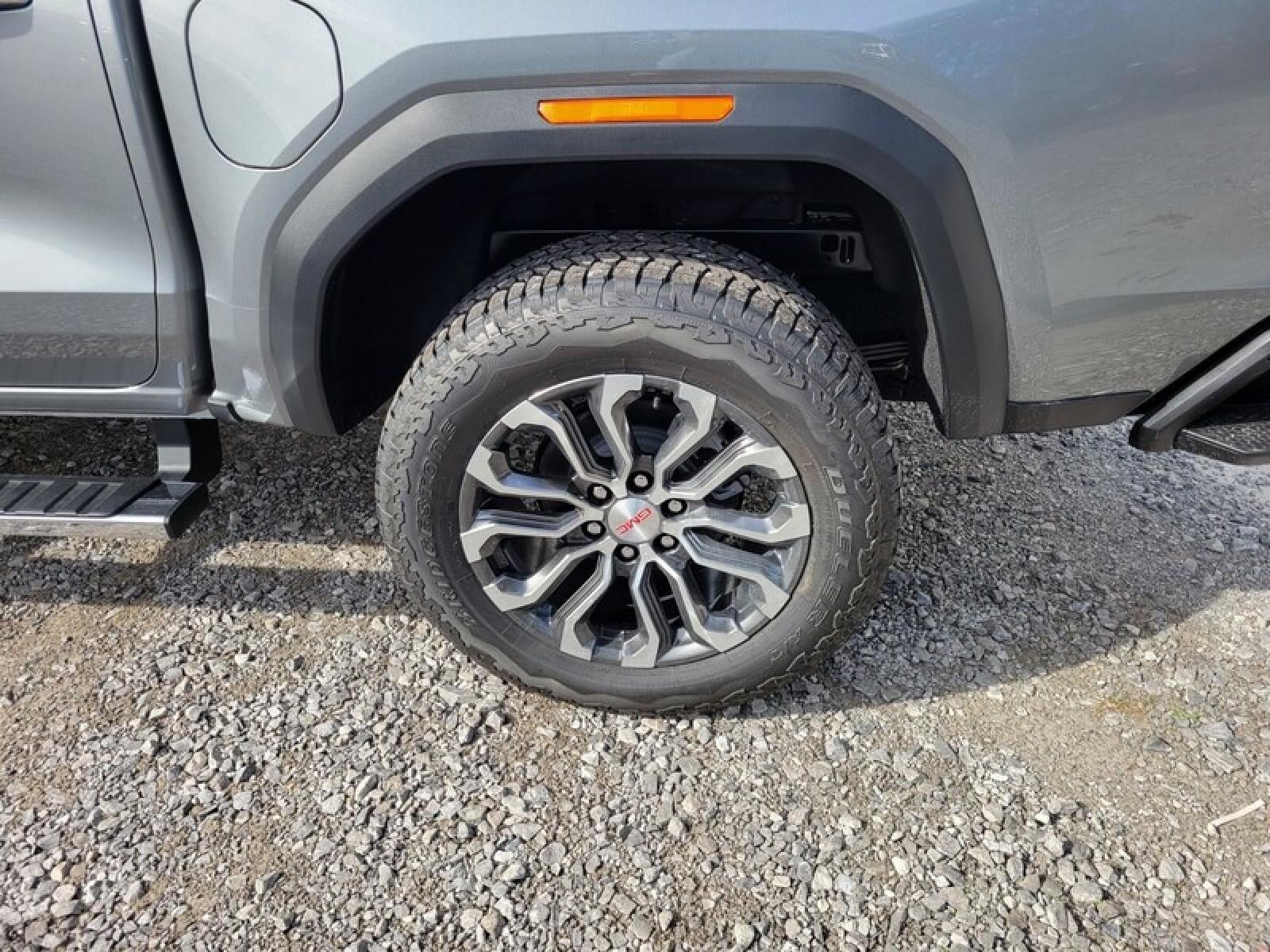 2026 GMC Canyon Crew Cab Short Box 4-Wheel Drive Denali