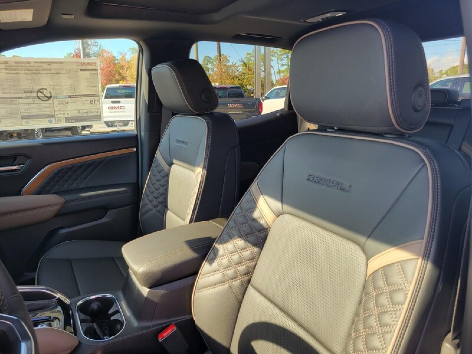 2026 GMC Canyon Crew Cab Short Box 4-Wheel Drive Denali