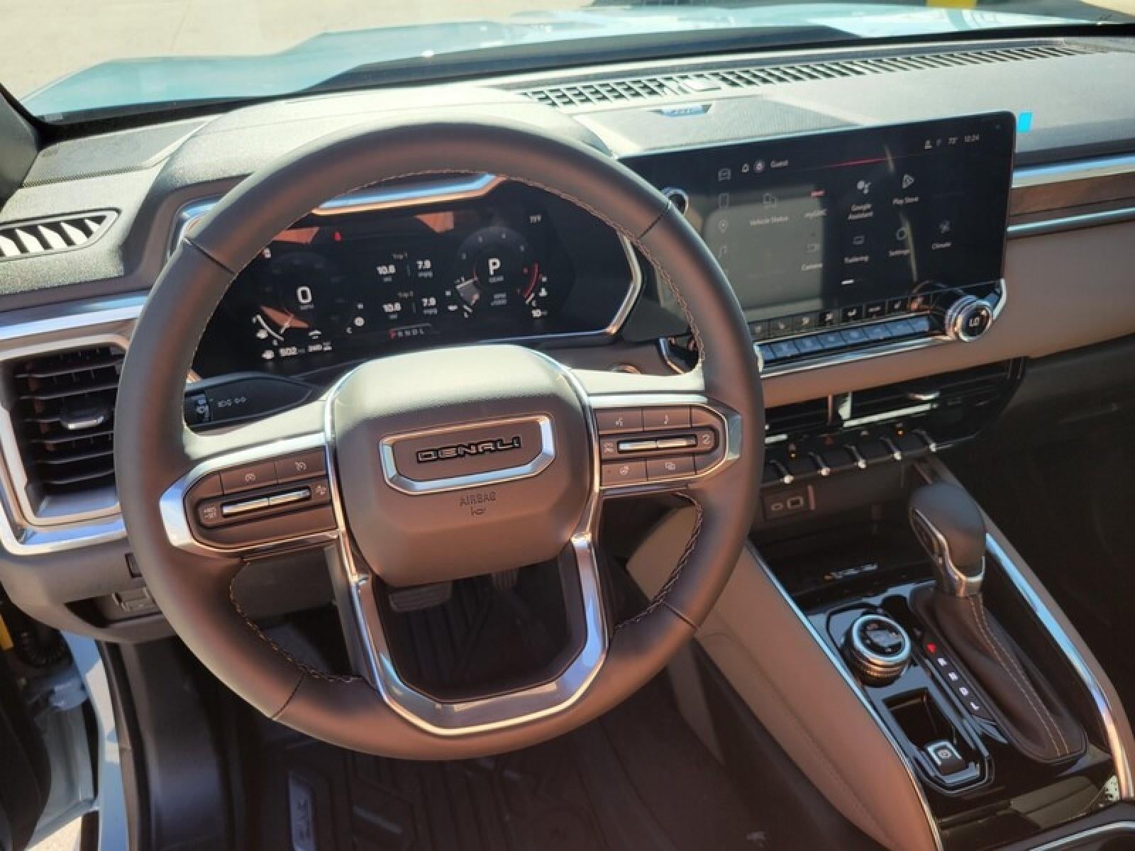 2026 GMC Canyon Crew Cab Short Box 4-Wheel Drive Denali