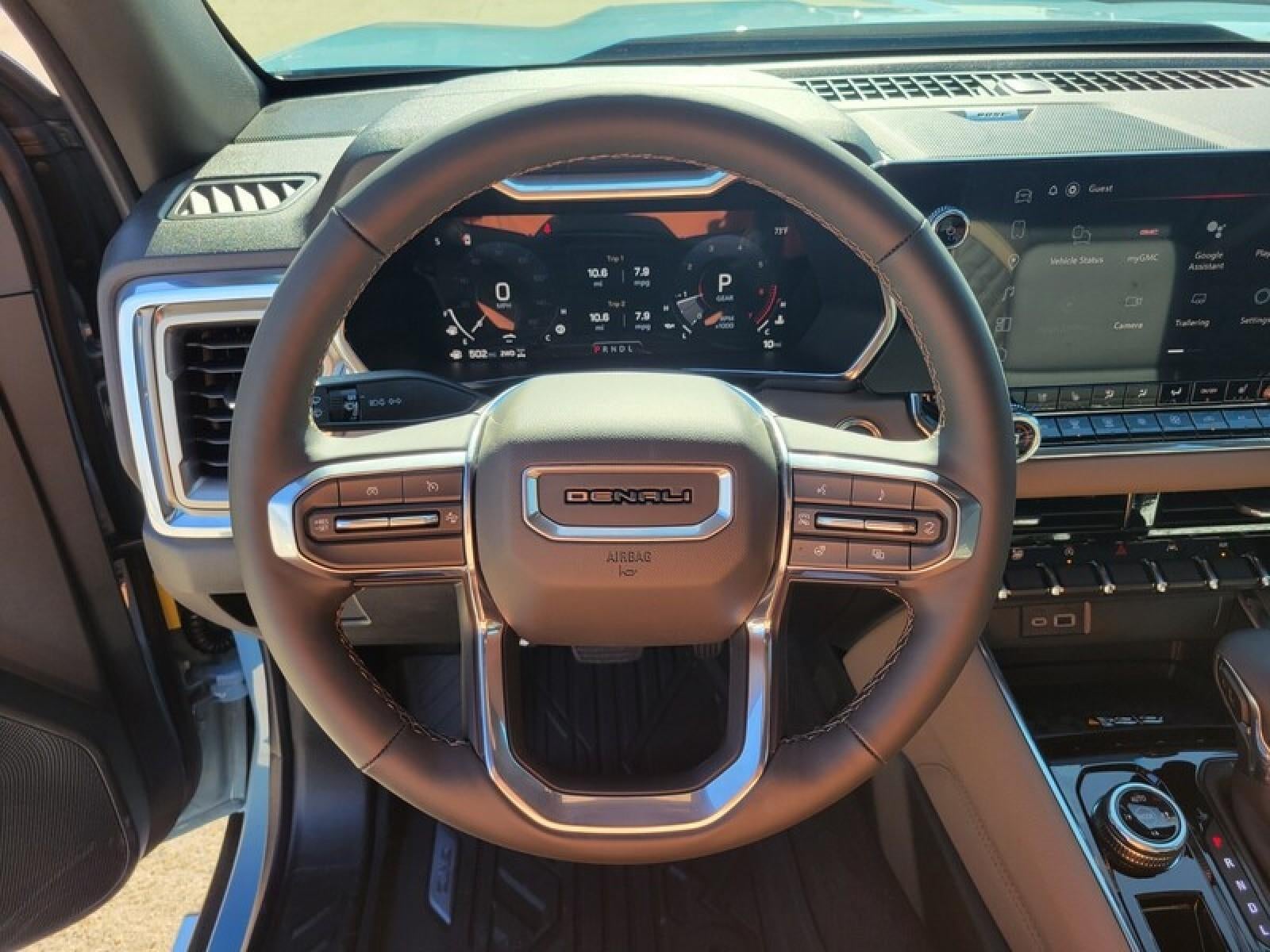 2026 GMC Canyon Crew Cab Short Box 4-Wheel Drive Denali