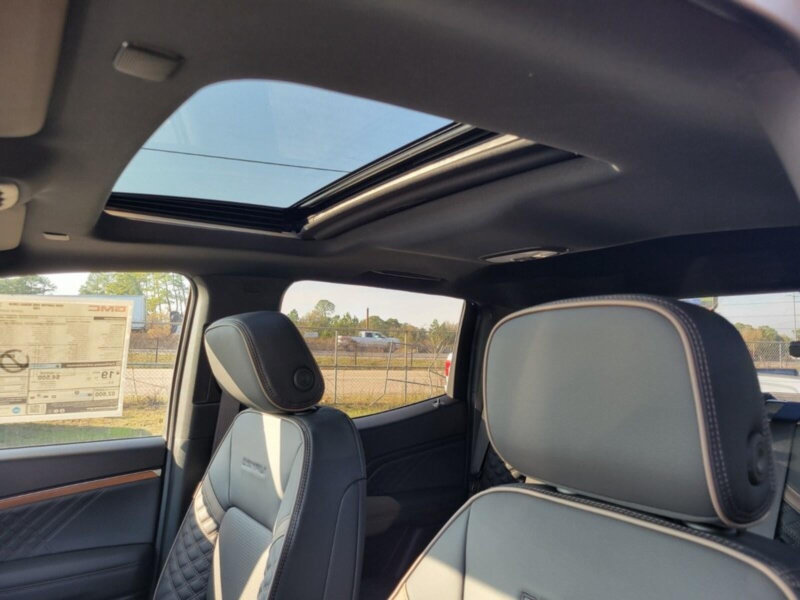 2026 GMC Canyon Crew Cab Short Box 4-Wheel Drive Denali