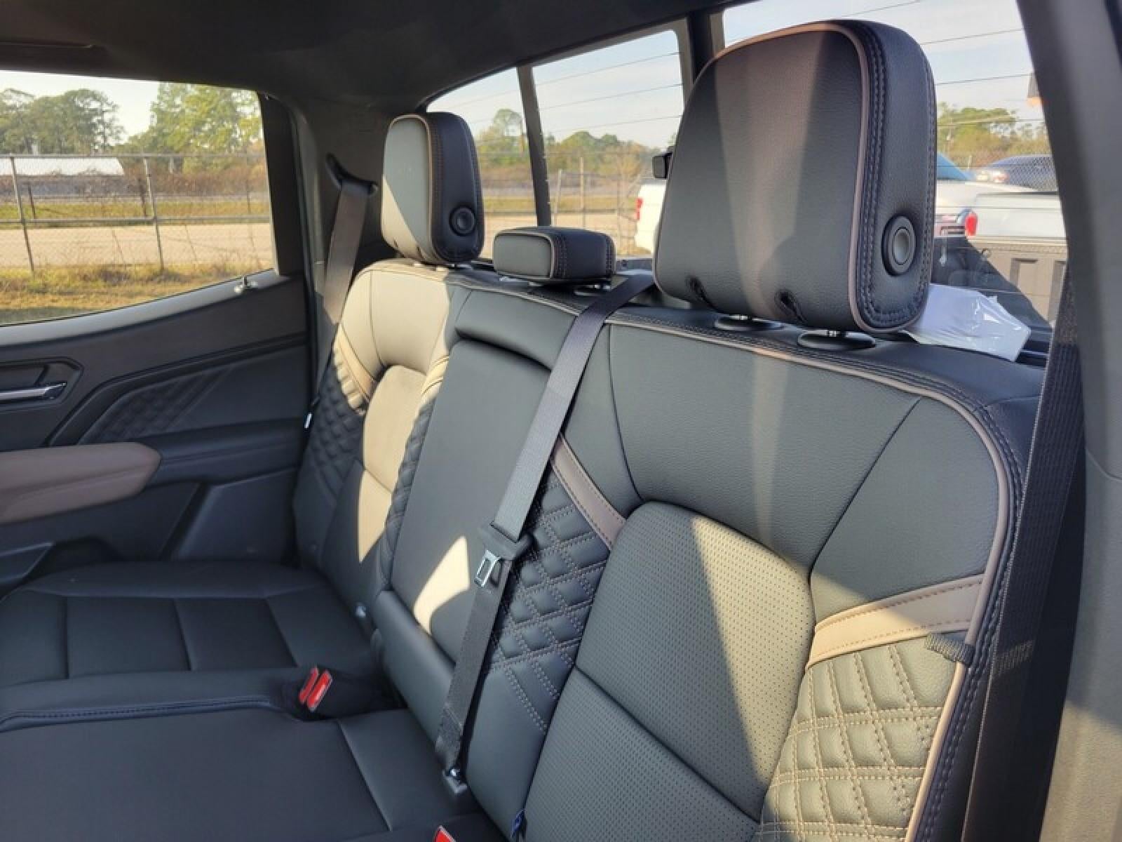 2026 GMC Canyon Crew Cab Short Box 4-Wheel Drive Denali