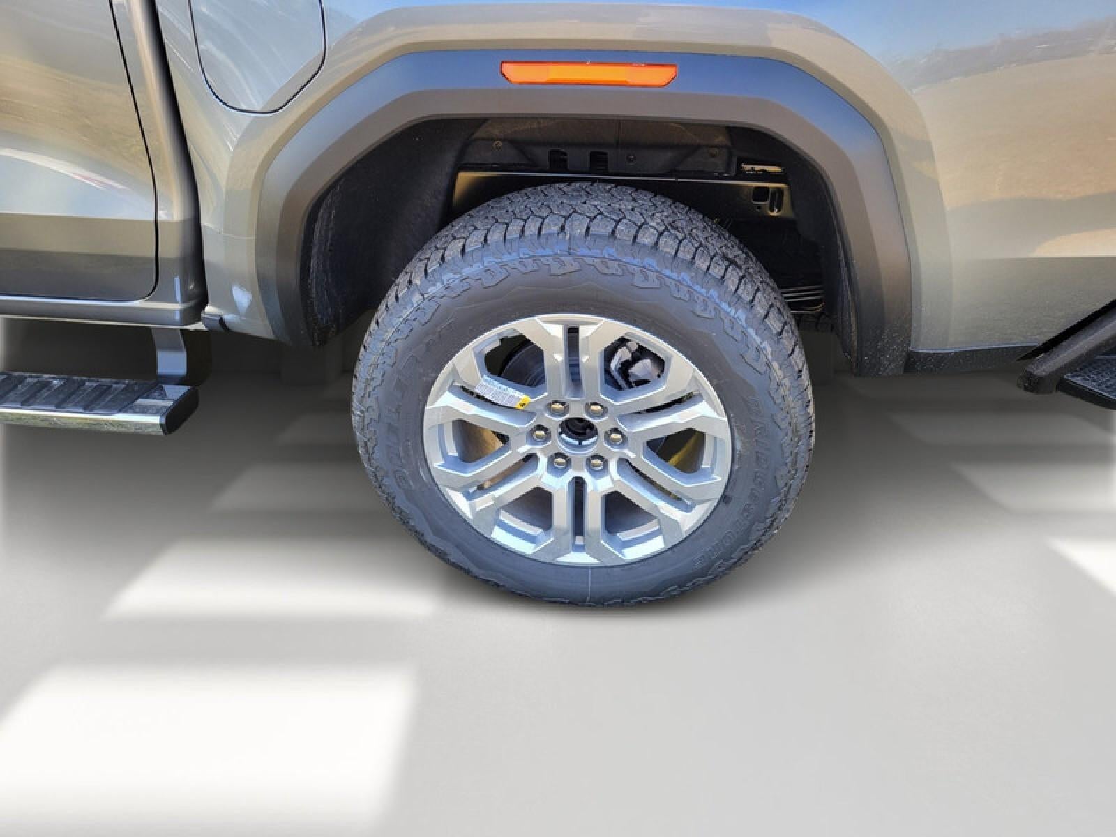 2026 GMC Canyon Crew Cab Short Box 4-Wheel Drive Denali