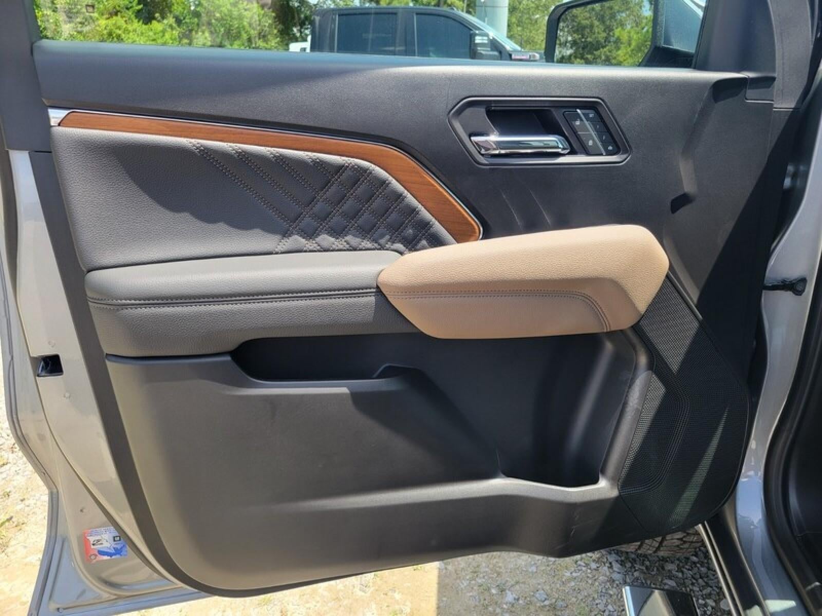 2026 GMC Canyon Crew Cab Short Box 4-Wheel Drive Denali