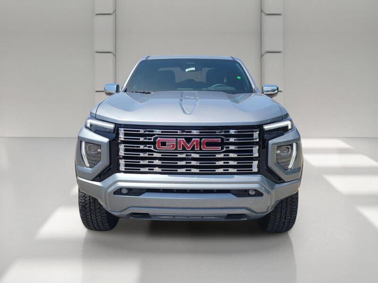 2026 GMC Canyon Crew Cab Short Box 4-Wheel Drive Denali
