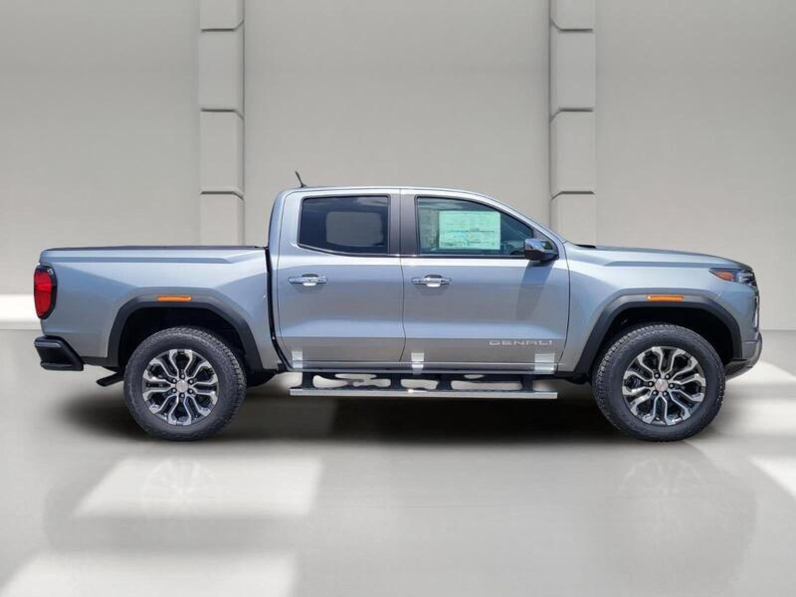 2026 GMC Canyon Crew Cab Short Box 4-Wheel Drive Denali