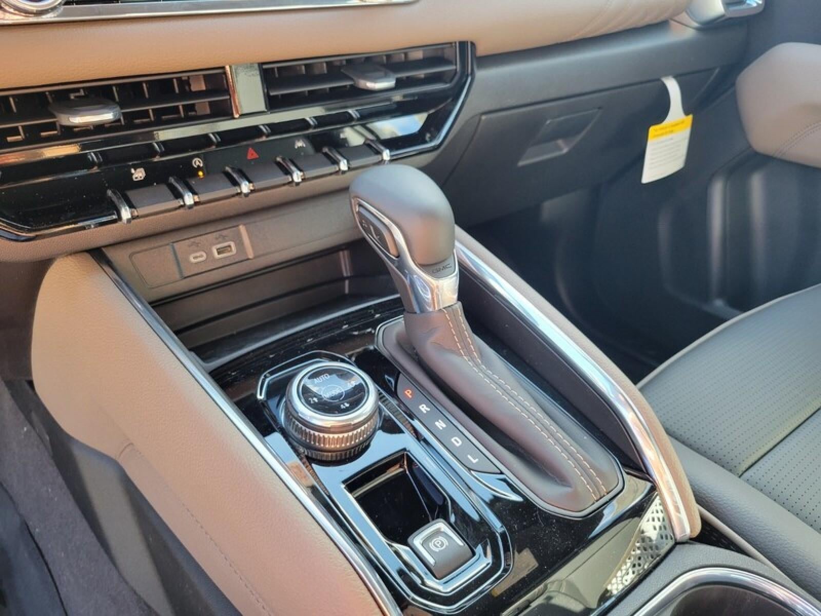 2026 GMC Canyon Crew Cab Short Box 4-Wheel Drive Denali