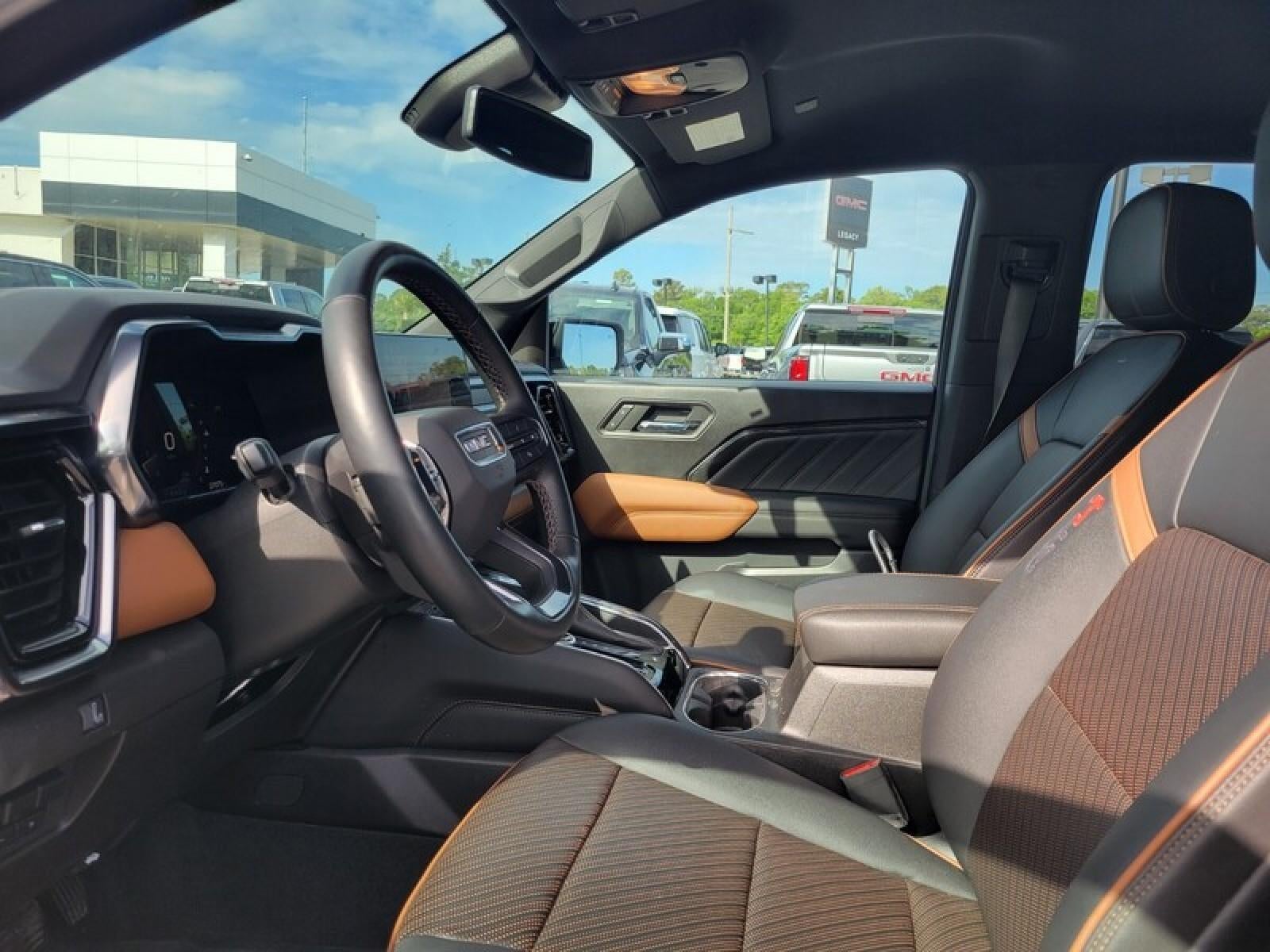 2023 GMC Canyon AT4
