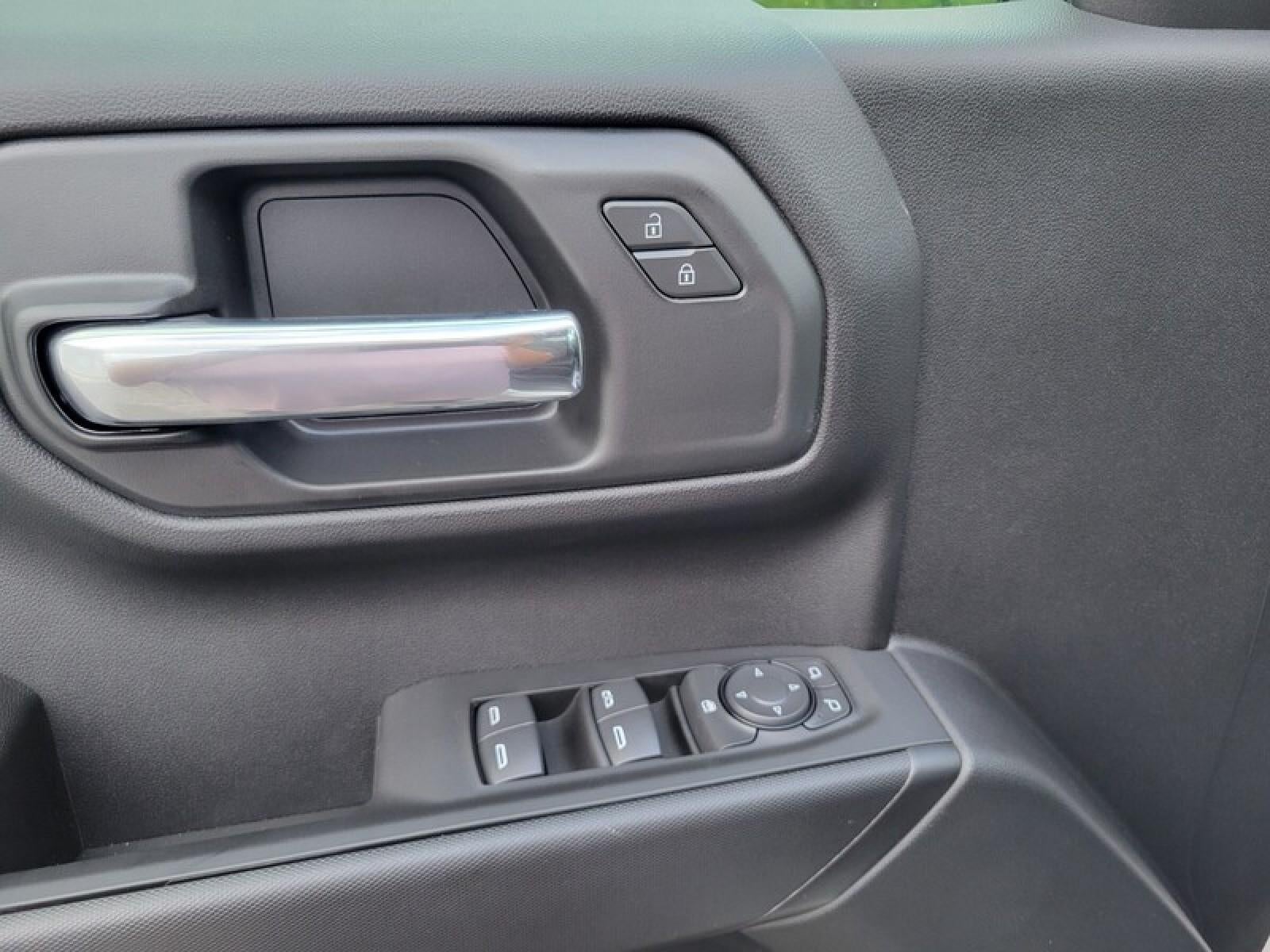 2026 GMC Sierra 1500 Crew Cab Short Box 2-Wheel Drive Pro