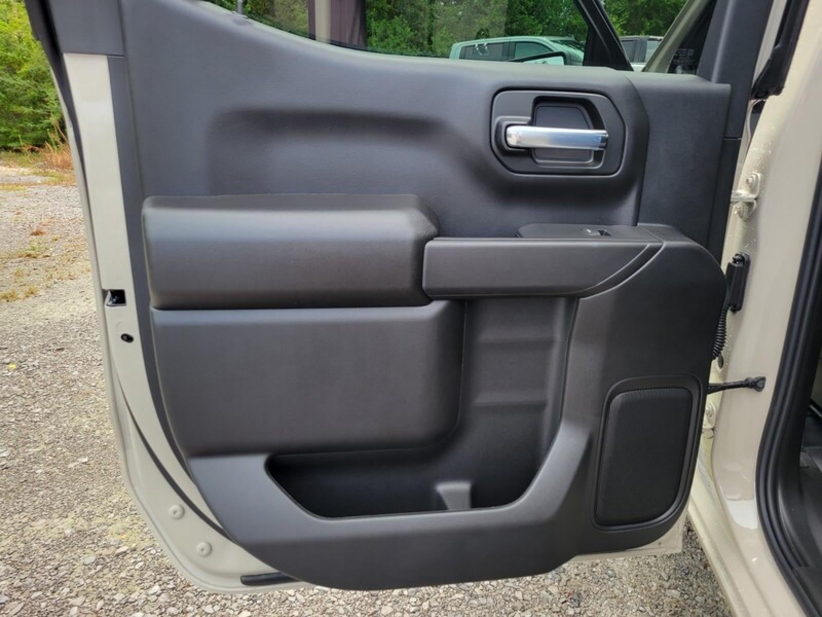 2026 GMC Sierra 1500 Crew Cab Short Box 2-Wheel Drive Pro