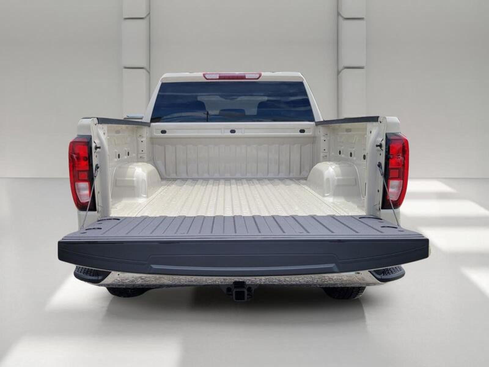 2026 GMC Sierra 1500 Pro - Photo 8