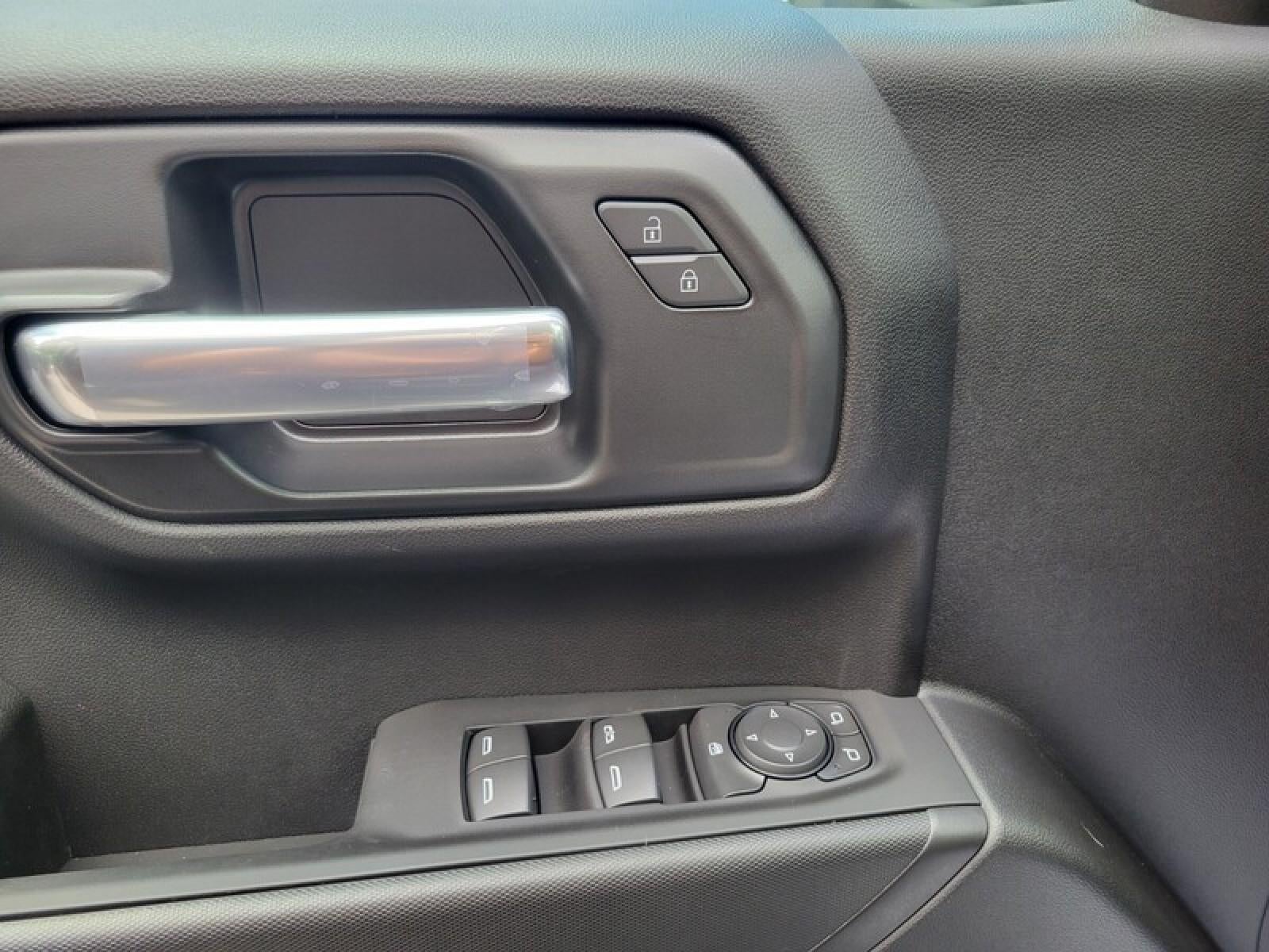 2026 GMC Sierra 1500 Crew Cab Short Box 2-Wheel Drive Pro