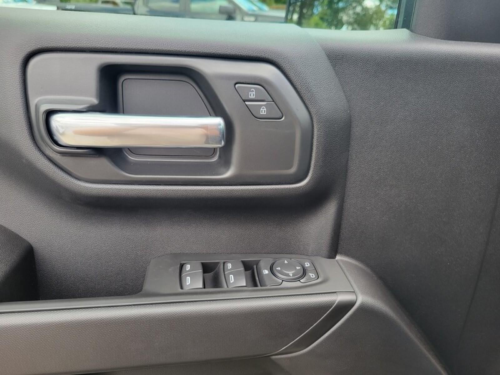 2026 GMC Sierra 1500 Crew Cab Short Box 2-Wheel Drive Pro