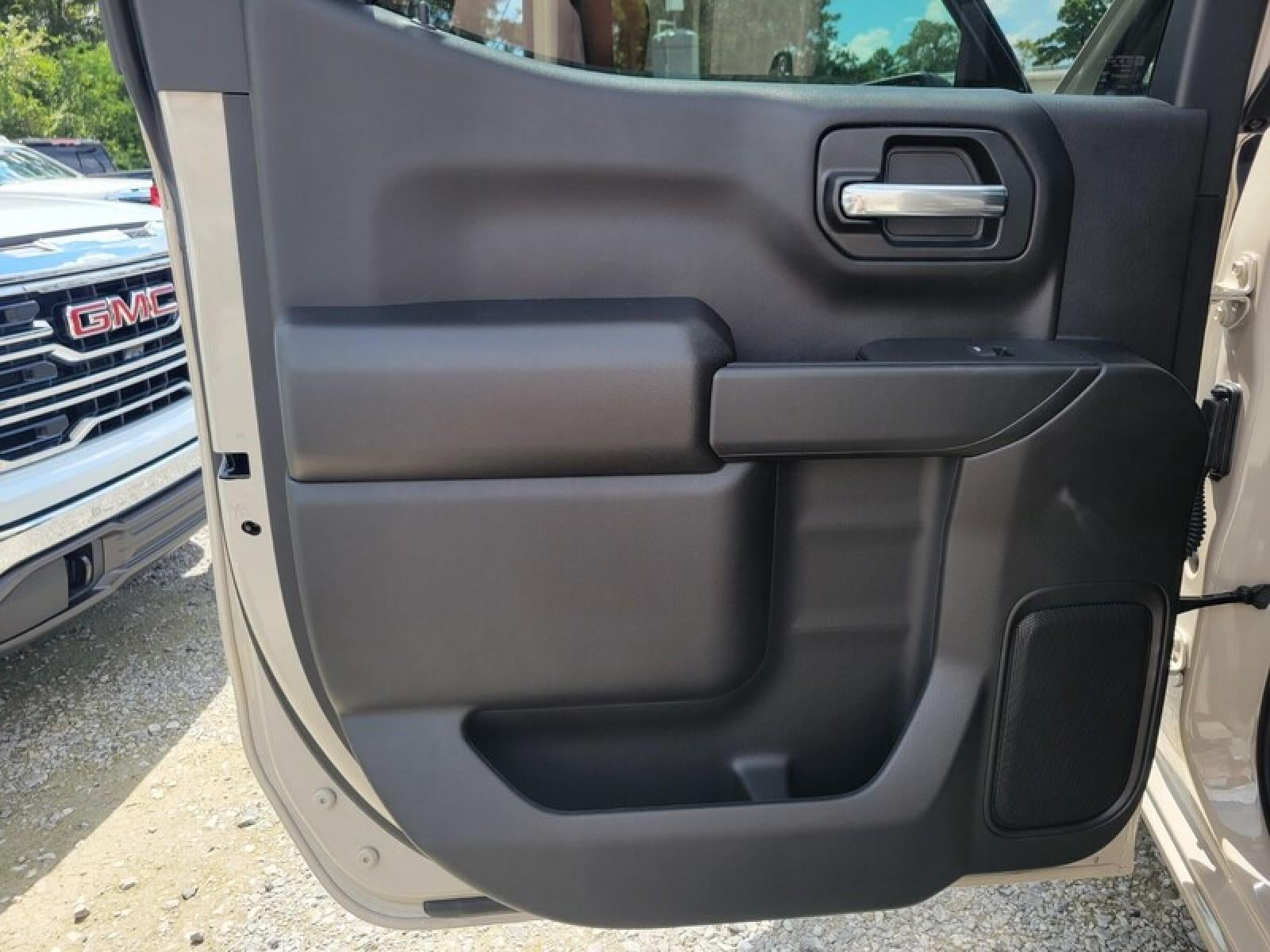 2026 GMC Sierra 1500 Crew Cab Short Box 2-Wheel Drive Pro