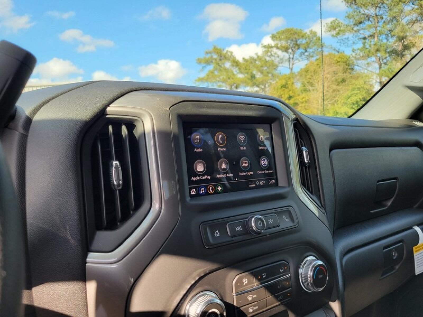 2026 GMC Sierra 1500 Crew Cab Short Box 2-Wheel Drive Pro