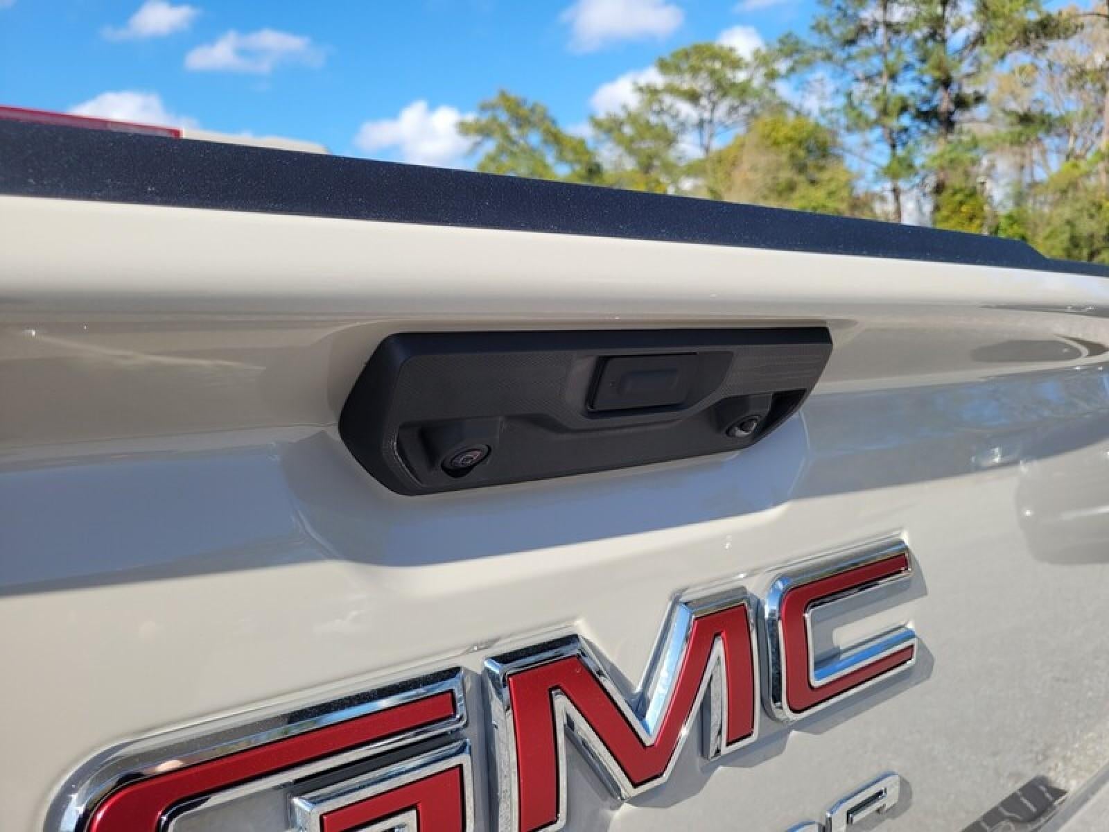 2026 GMC Sierra 1500 Crew Cab Short Box 2-Wheel Drive Pro