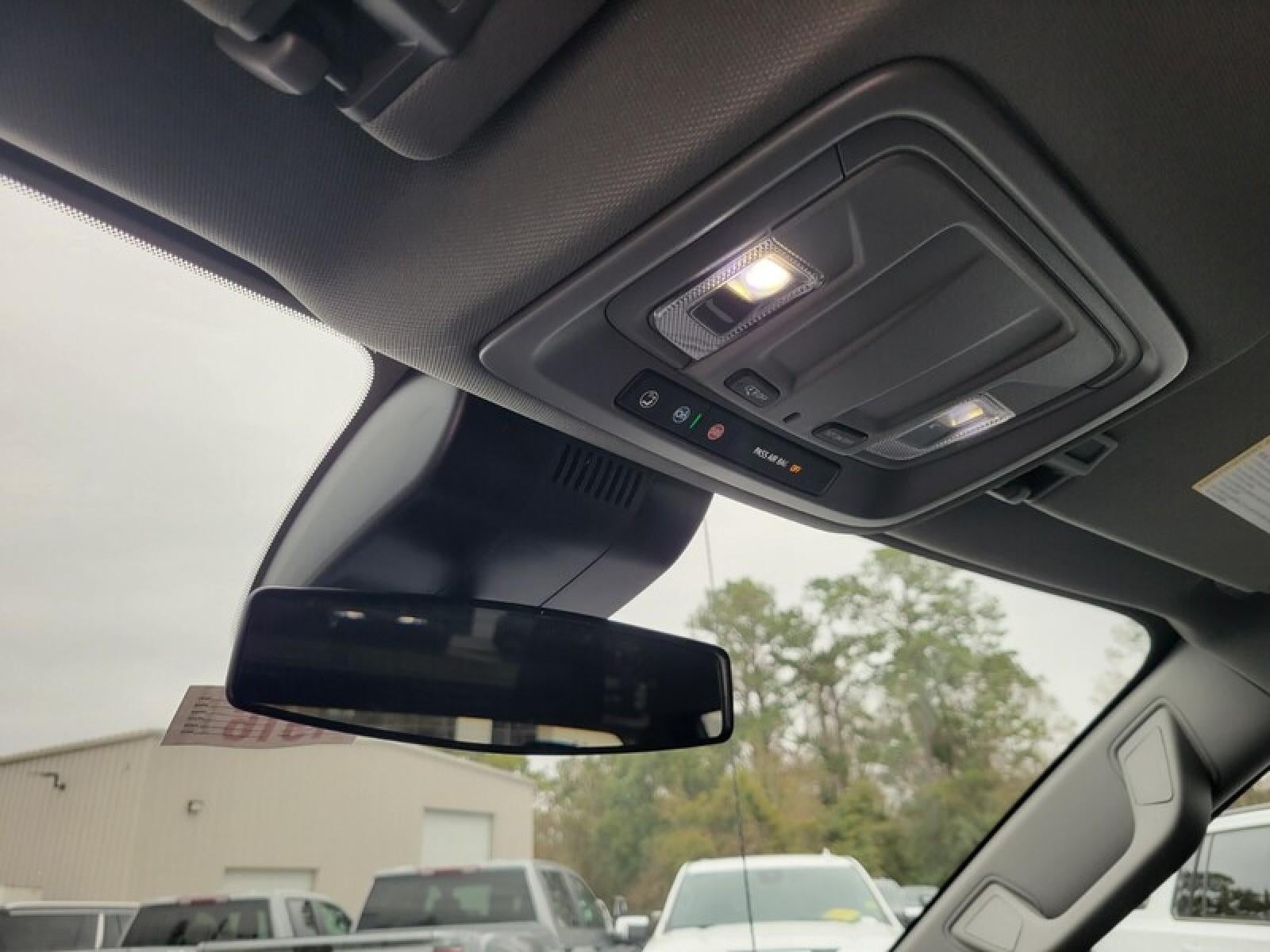 2026 GMC Sierra 1500 Crew Cab Short Box 2-Wheel Drive Elevation