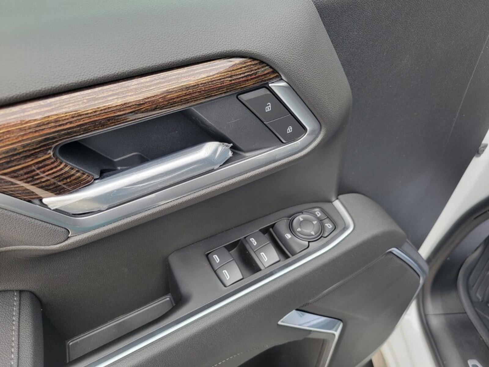 2026 GMC Sierra 1500 Crew Cab Short Box 2-Wheel Drive Elevation